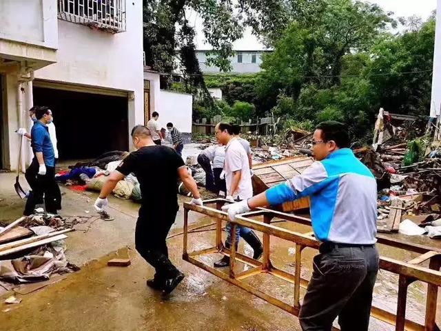 石河子地震，众志成城，重建家园新篇章启幕